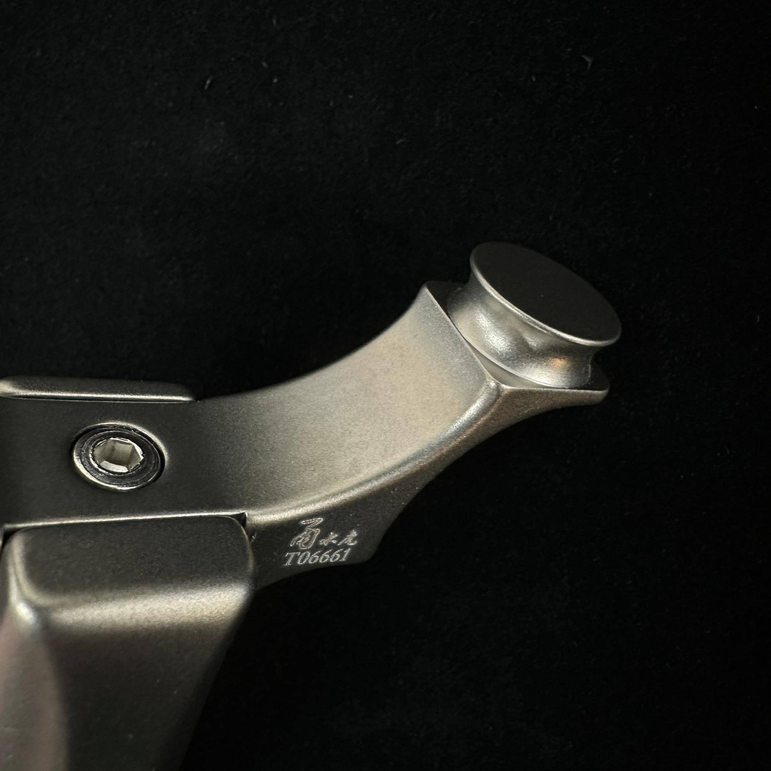 Promote Hongya Shui titanium titanium alloy alko -fif flat skin slingshin round support