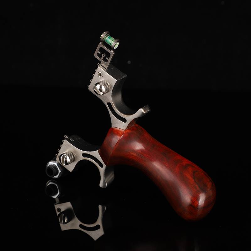 Stainless steel high -grade slingshot laser light flat skin big power small elephant slingshot outdoor solid wood chase dragon slingshot high precision