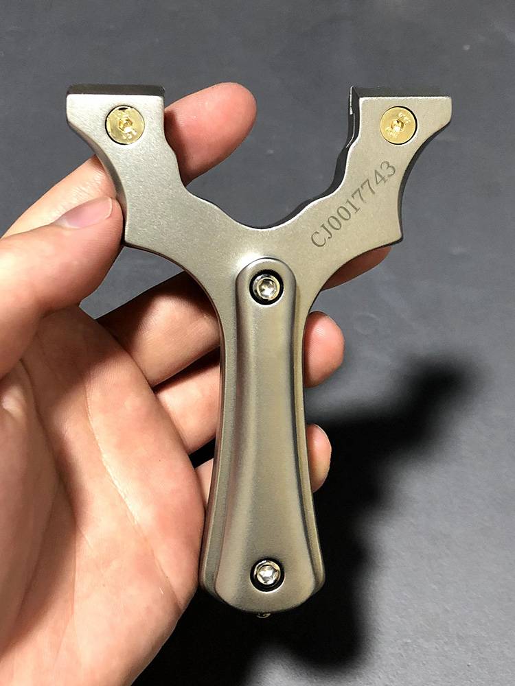 The new thickened full stainless steel, chicken chick sling, flat skin bow, free of charge, high -standard high accuracy of fast pressure rack iron