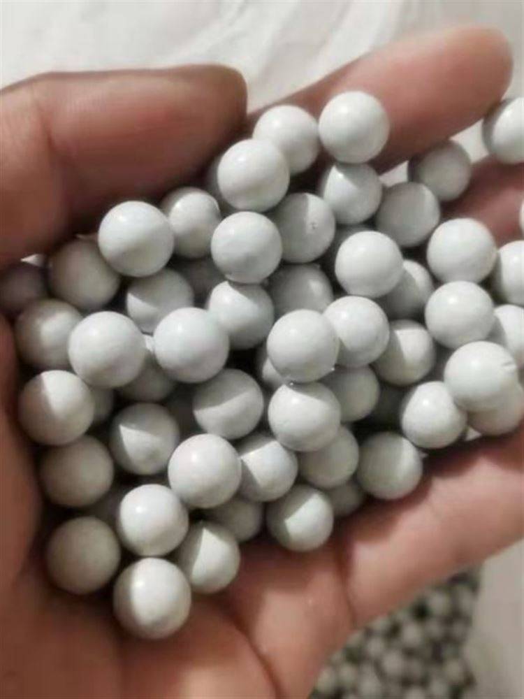 Extracting magnetic mud pill slingshot steel bullet bullets 8 mm 9mm10mm12mm white safe mud balls special