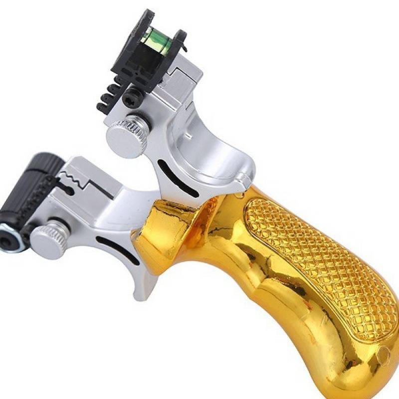 98K flat skin slingshot level aiming to slingshot fast pressure infrared laser slingshot floor hair light toy