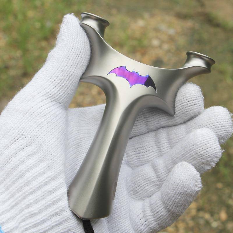 Qianfa titanium alloy slingshot Batman flat skin bow TC21 high accuracy anti -song flying tiger bow outdoor adult competition