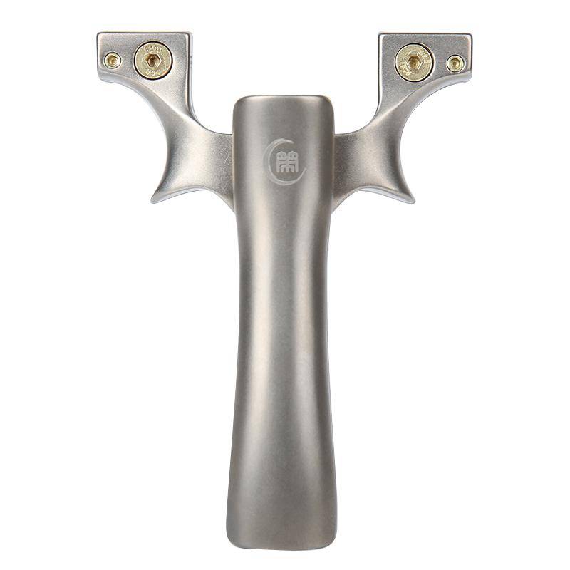 The new Qi strategy F1 titanium slingshot fast pressure is free to avoid clipped the competitive outdoor power high -quality flat skin bomber