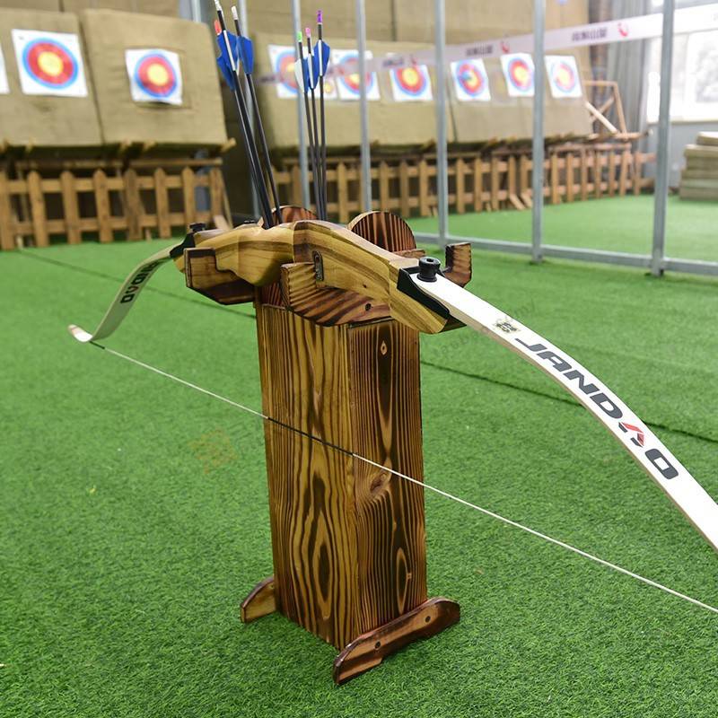 Solid wood arrow carrier arrow hall equipment landing arrow pot plants and grass target wall shooting equipment bow and arrow shooting sports scenic spot