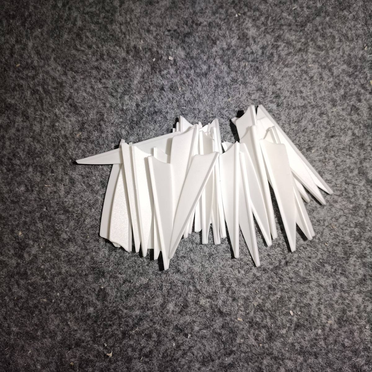 Archery equipment 2.5 inches/3 inch plastic arrow feather droplet -type arrow feather glass fiber, wooden arrow, aluminum arrow carbon arrow feathers