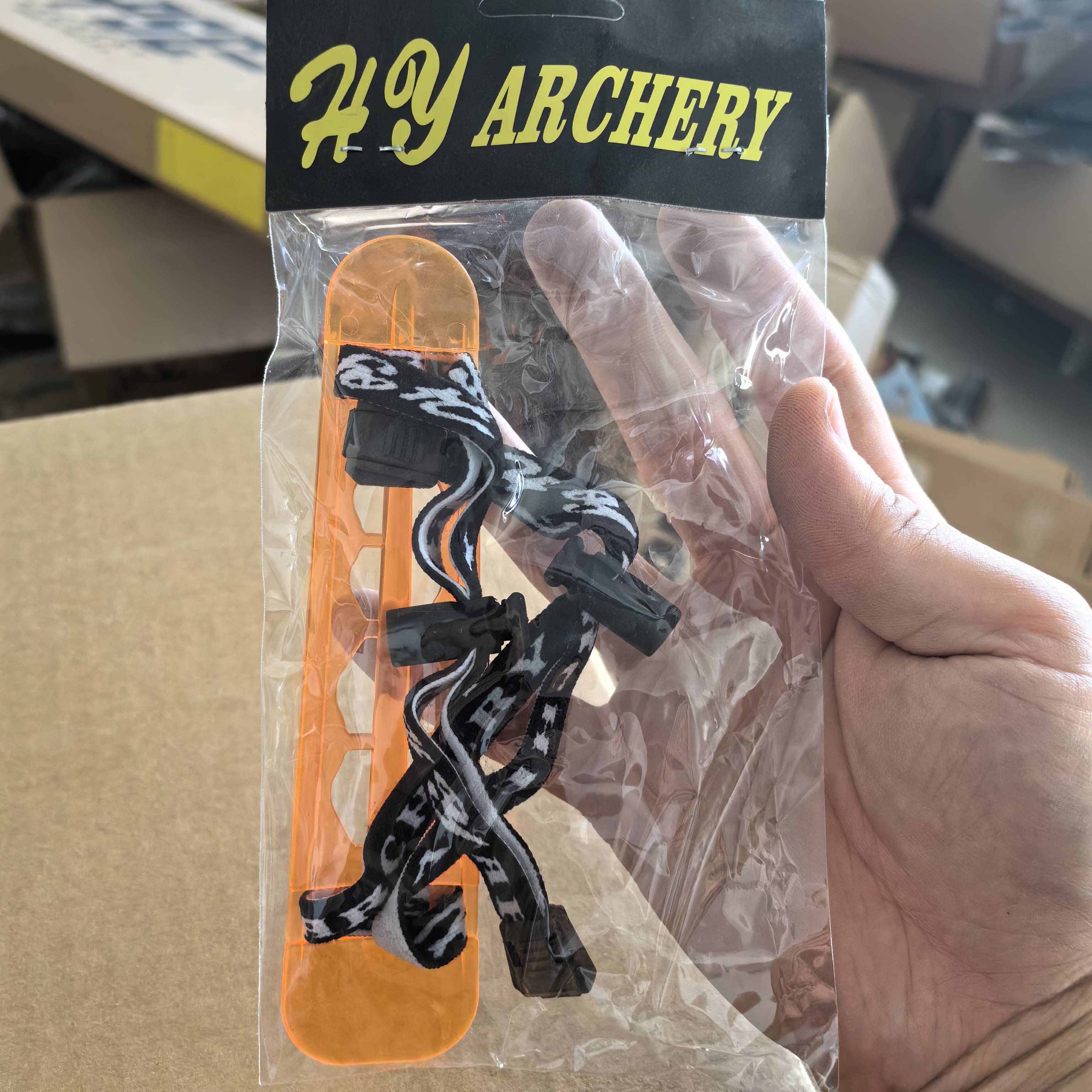 Archery plastic material care arms reflection bow composite bow to protect the arm protection bust special offer
