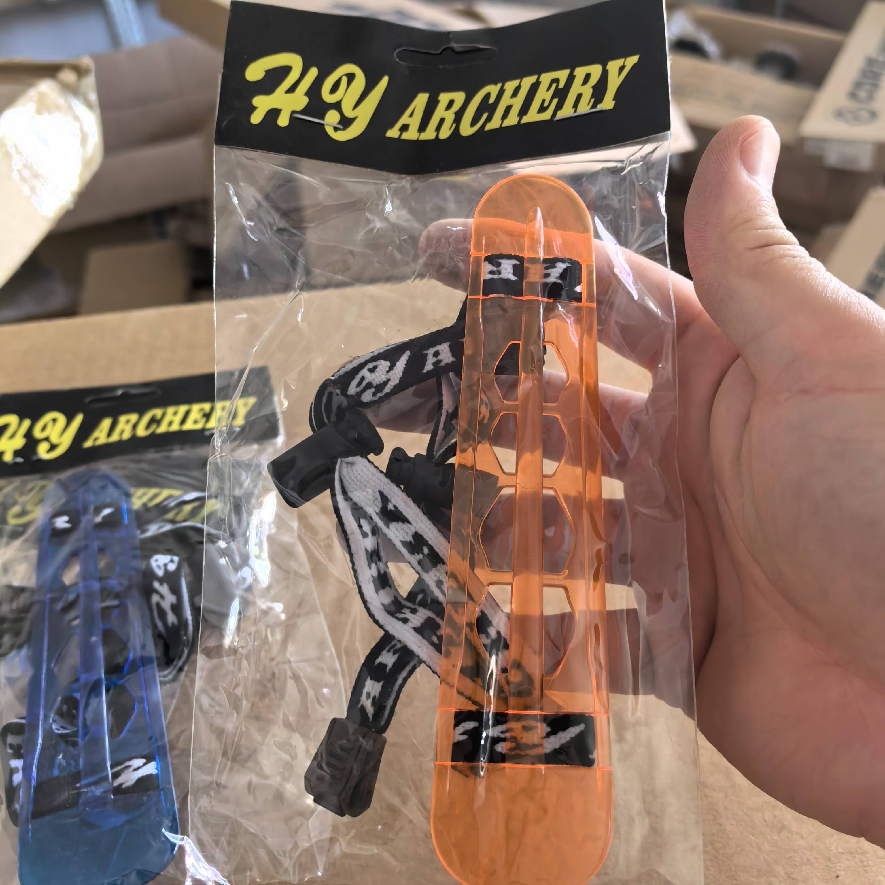 Archery plastic material care arms reflection bow composite bow to protect the arm protection bust special offer