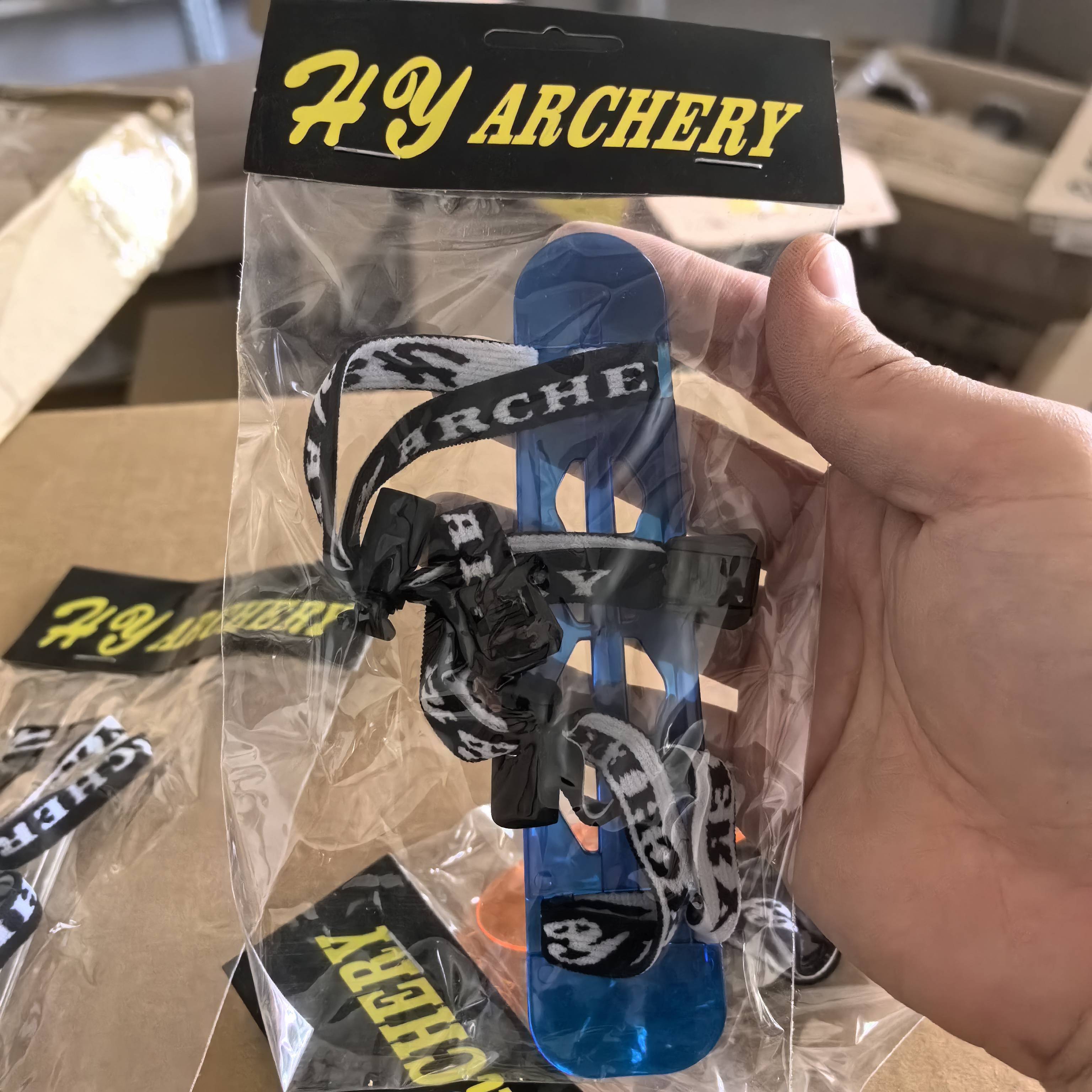 Archery plastic material care arms reflection bow composite bow to protect the arm protection bust special offer
