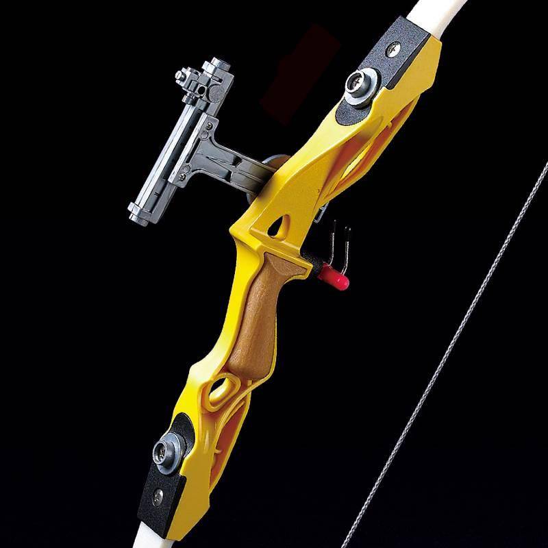 Boy shooting bow, arrow toy, children's safety suction arrow shooting set parent -child outdoor sports crossbow tradition