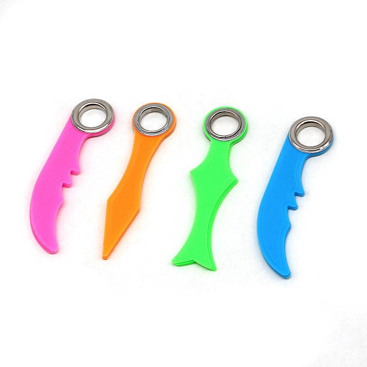 Backing dart professional back force children's smallest adults with cool folding three -leaf darts rotate with old