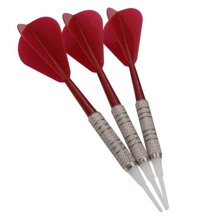 Nine grams of darts, three red tails