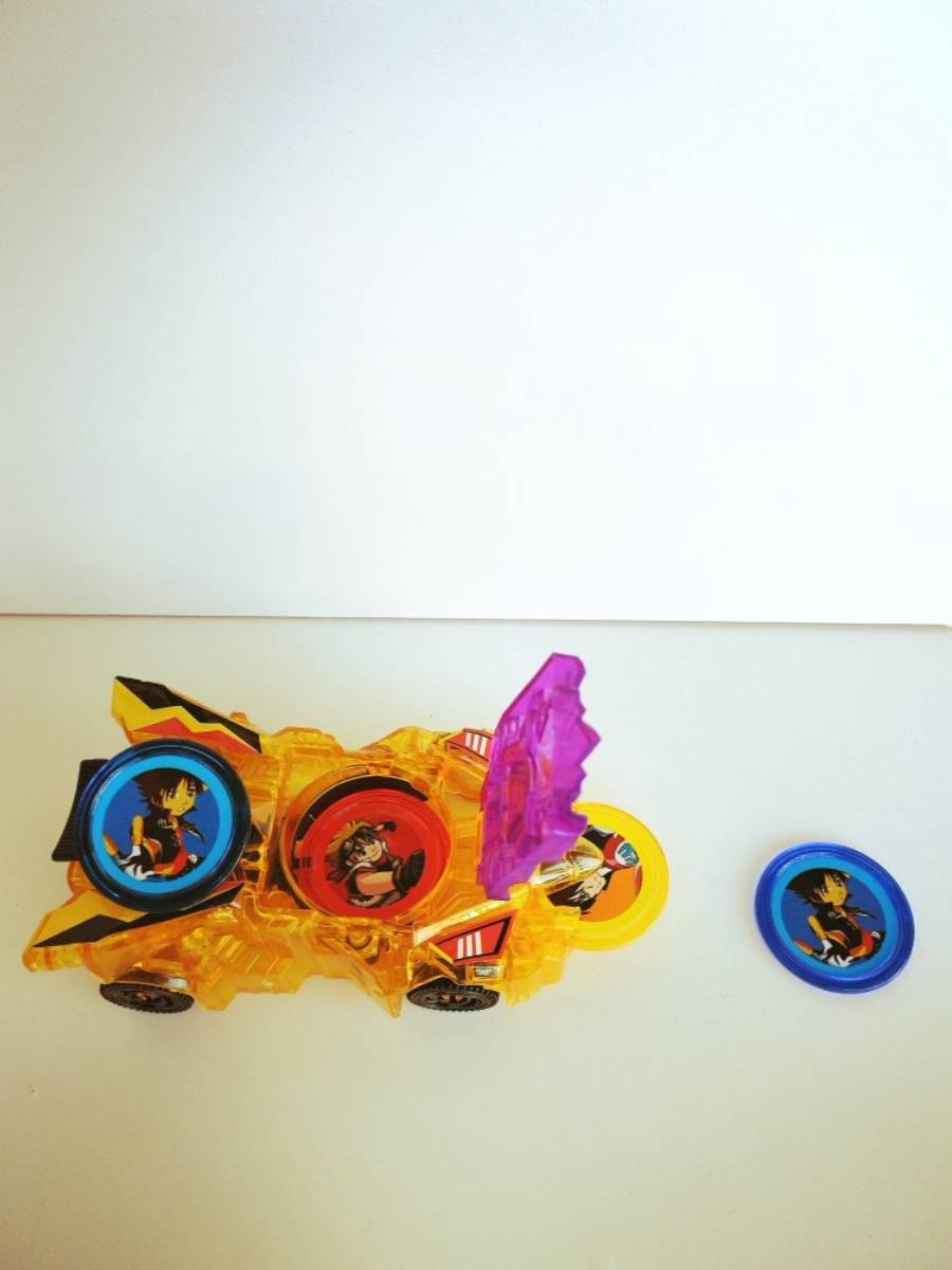 Sugar -playing products Little Tuzong Storm Racing with a shooting dart car racing