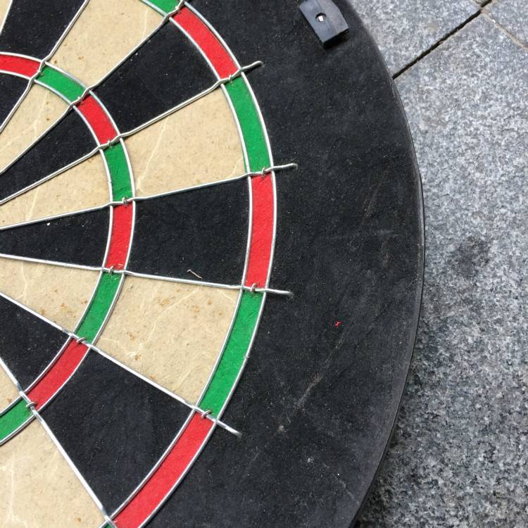 Circle network + 6 darts