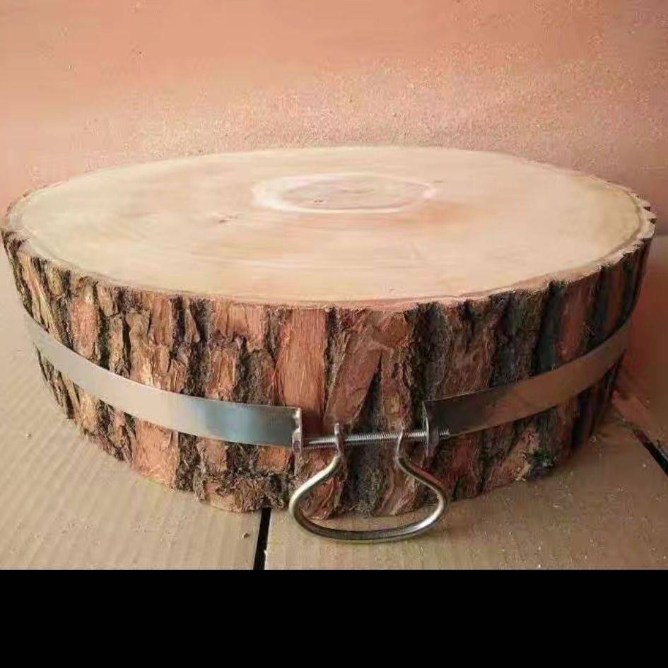 Scratch is used by a flying knife and darts digger in a willow tree and lumber and lumber and lumber and lumber, and an anti-screen meat stand