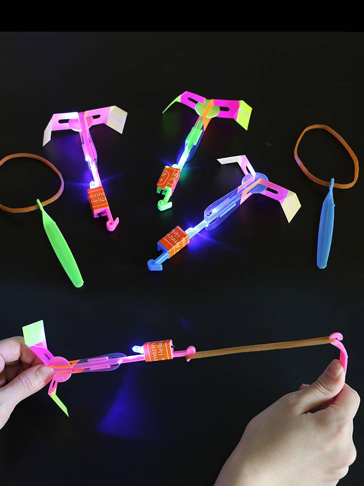 Children's Lighting Bow Flying Arrow Small toy Night Sparks Pen Male Light Bamboo Dragon Flying Flying Flying Fairy Push