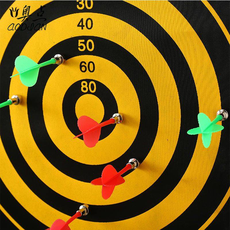 The darts set, the magnetic darts race, the children's body darts, the metal magnets