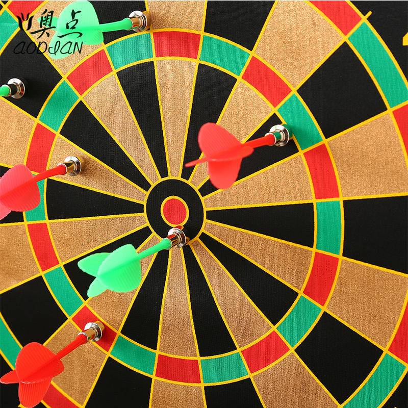 The darts set, the magnetic darts race, the children's body darts, the metal magnets