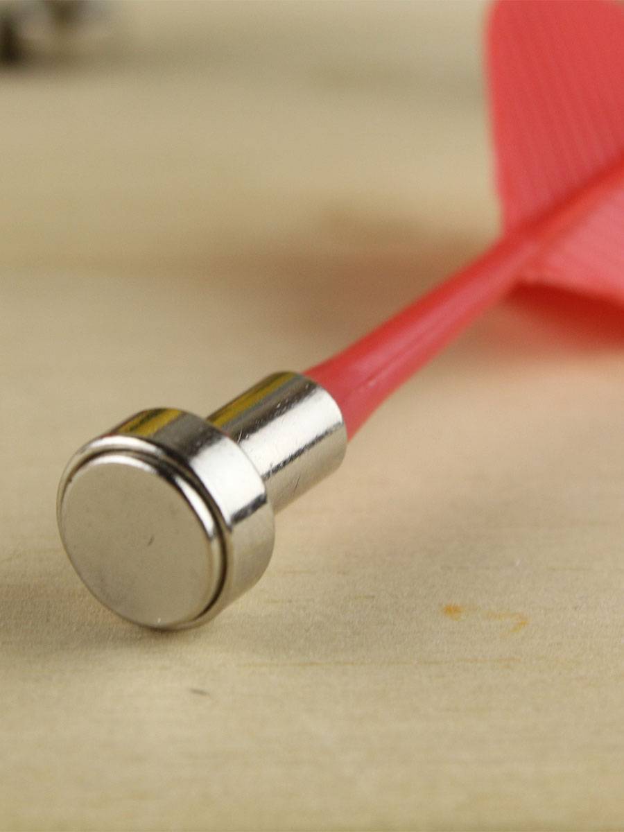 Safe double -sided magnetic dart target disk set Special needle kindergarten toy lottery props activity prize