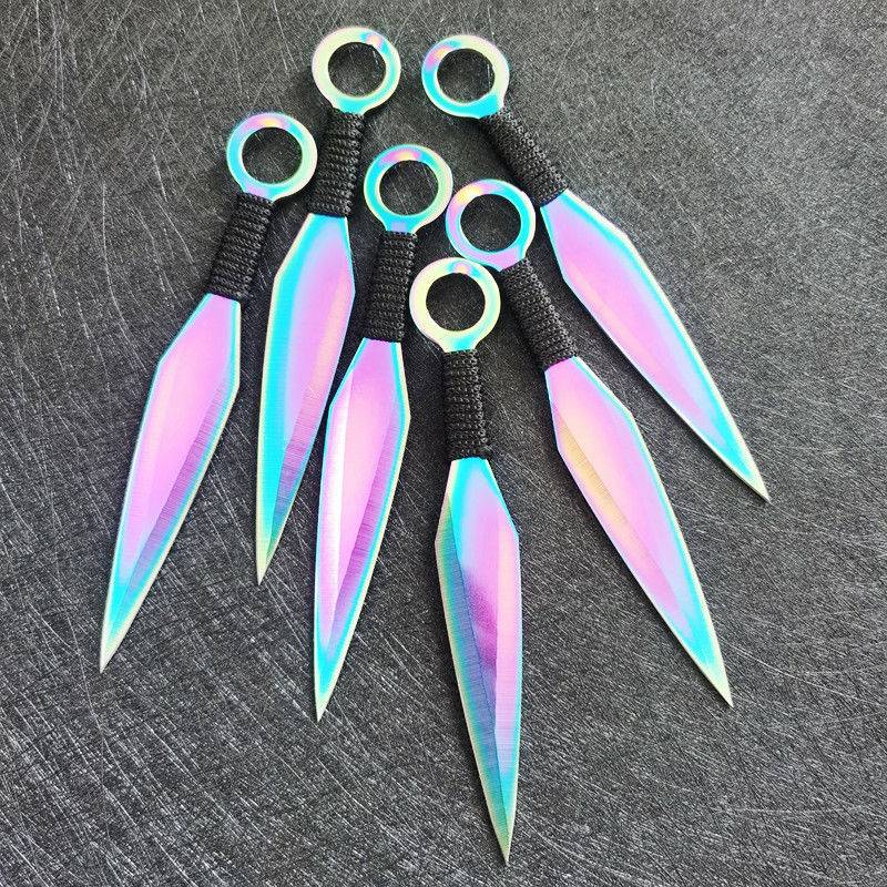 The darts outside the house, Tangmen, the Knife, Little Li, the ninja, trained in darts