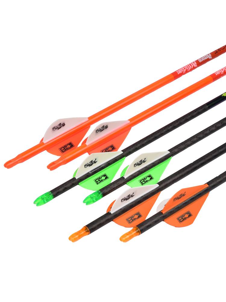 Composite bow carbon arrow 3K carbon arrow blood line carbon arrow typhoon switched head carbon arrow earth carbon arrow feather tail
