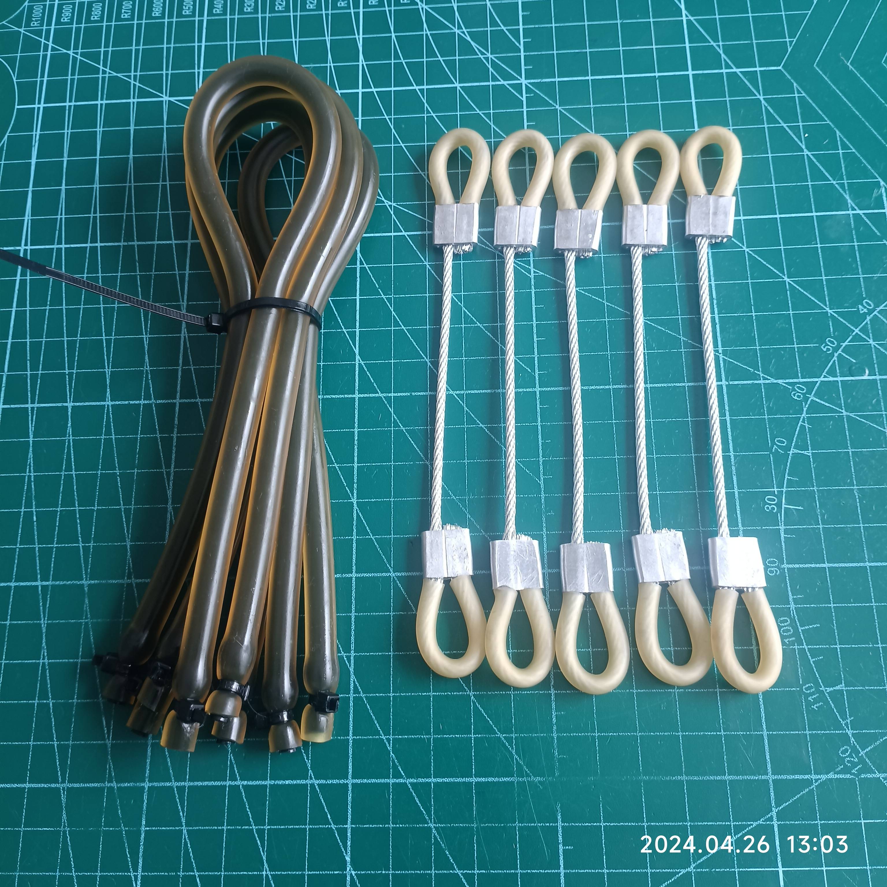 Five wires + four 3070 double cortex black