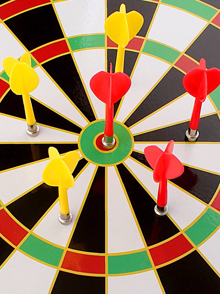 Darts with a full set of professional, safe, stone-sucking, magneto-flag kids
