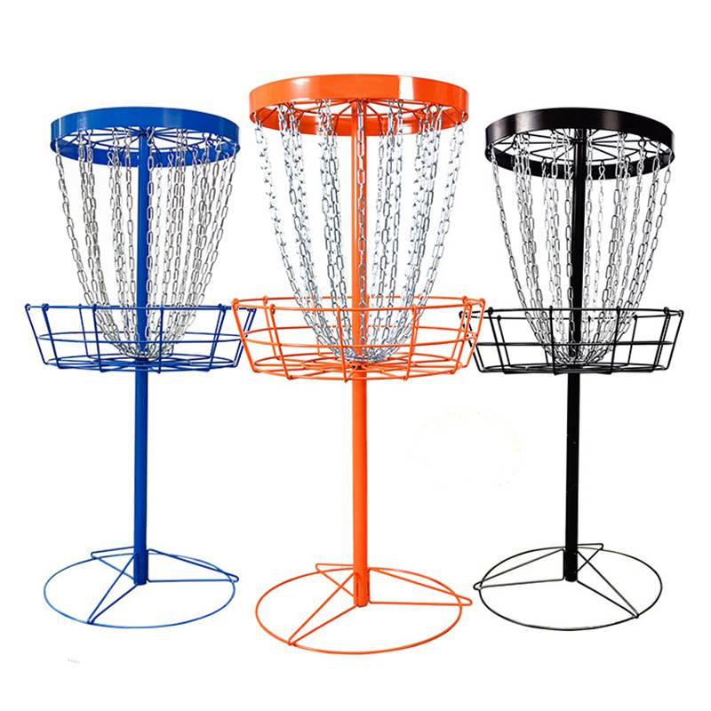 Flying Golf set up a game prop, camping outside, and a 24-chain train