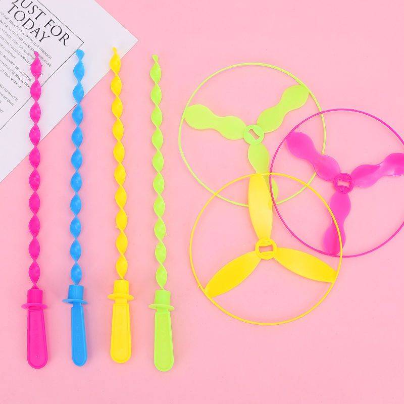 Large hand -push flying saucer flying flying fairy children outdoor classic nostalgic bamboo dragonfly flying saucer turn to Le flying disk