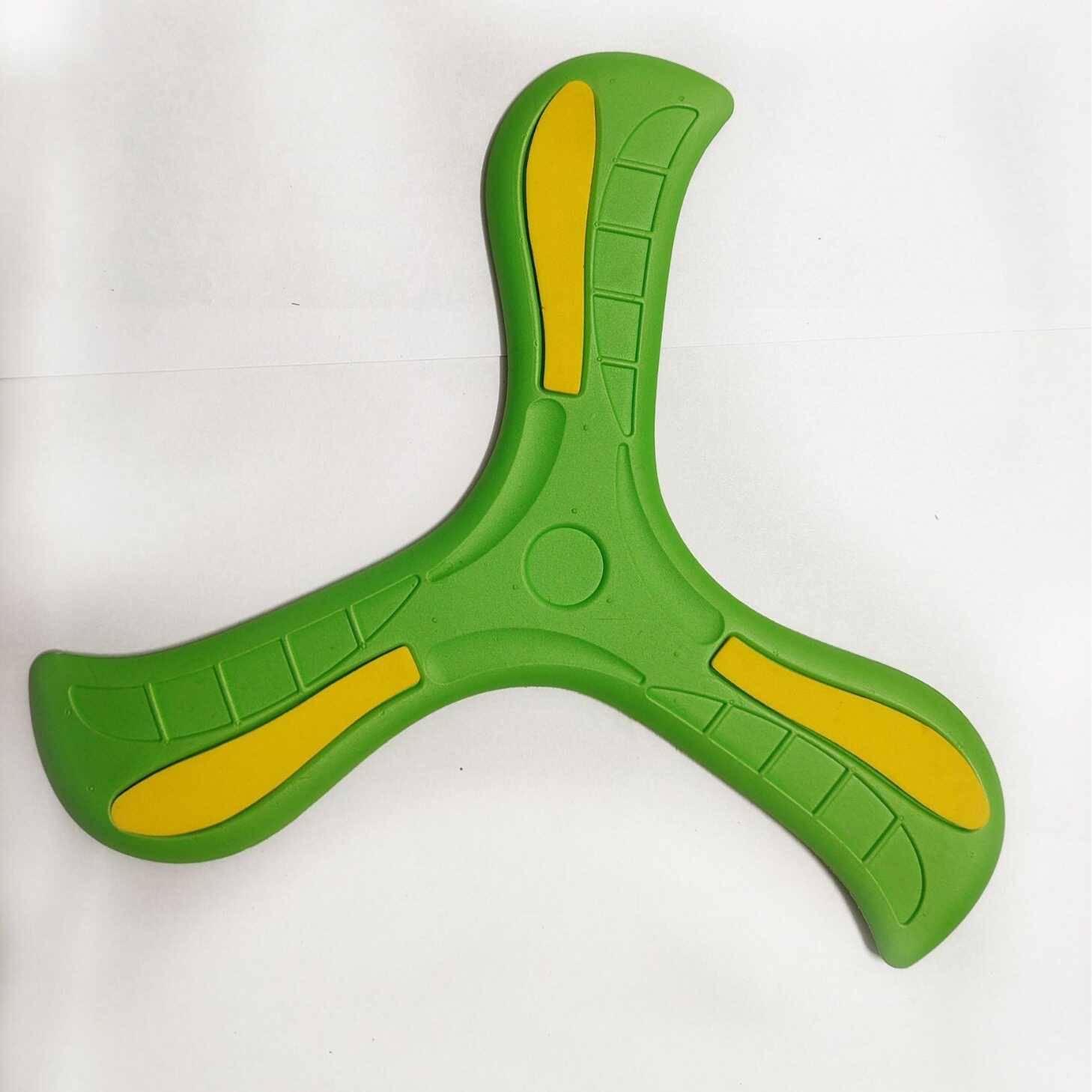 Children's Back Dart Dart toys Flying back to fall without rotten children's soft flying disk Children's toy soft glue three -leaf back dart