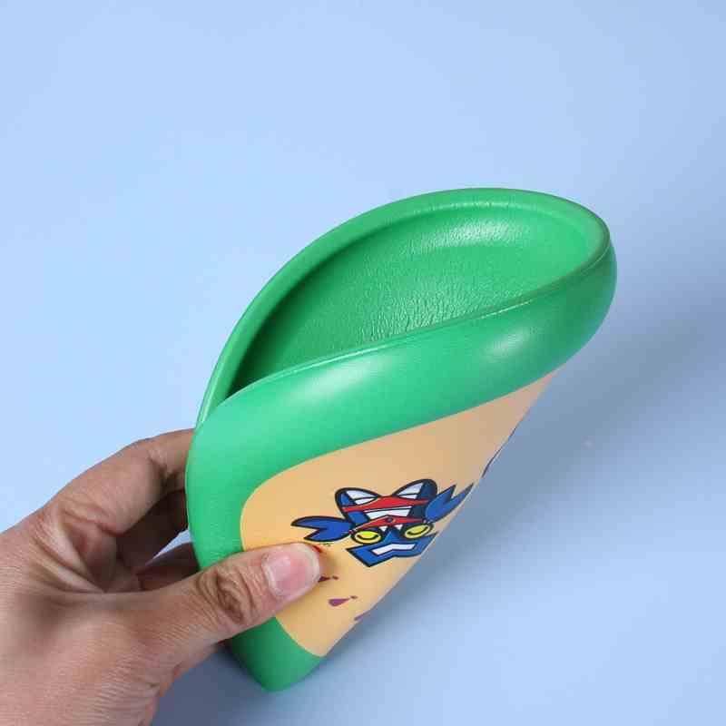 PU soft flying tray cartoon cartoon flying plate parent -child interactive toys 16cm small traditional flying saucer game toys