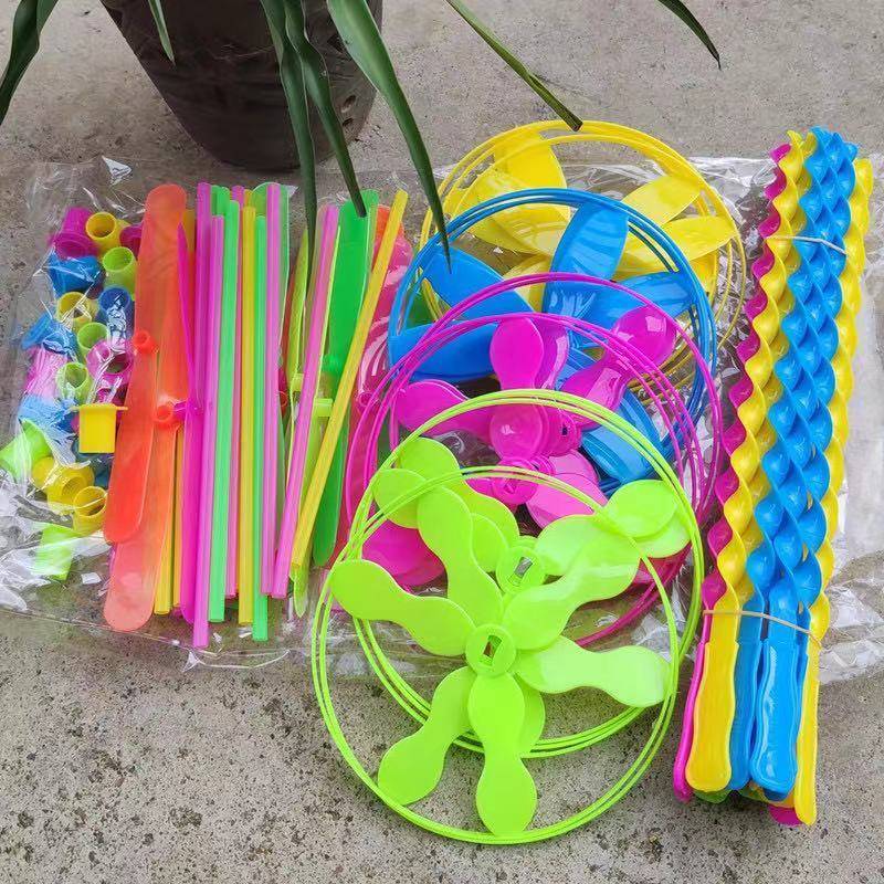 Large hand -push flying saucer flying flying fairy children outdoor toys classic nostalgic bamboo dragonfly flying saucer turn to Le flying plate