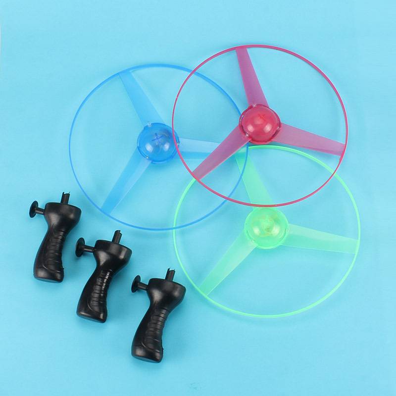 Home Line Flying Sky Flying Drive UFO large flying disk pull -line children's flash toy flash flying disk