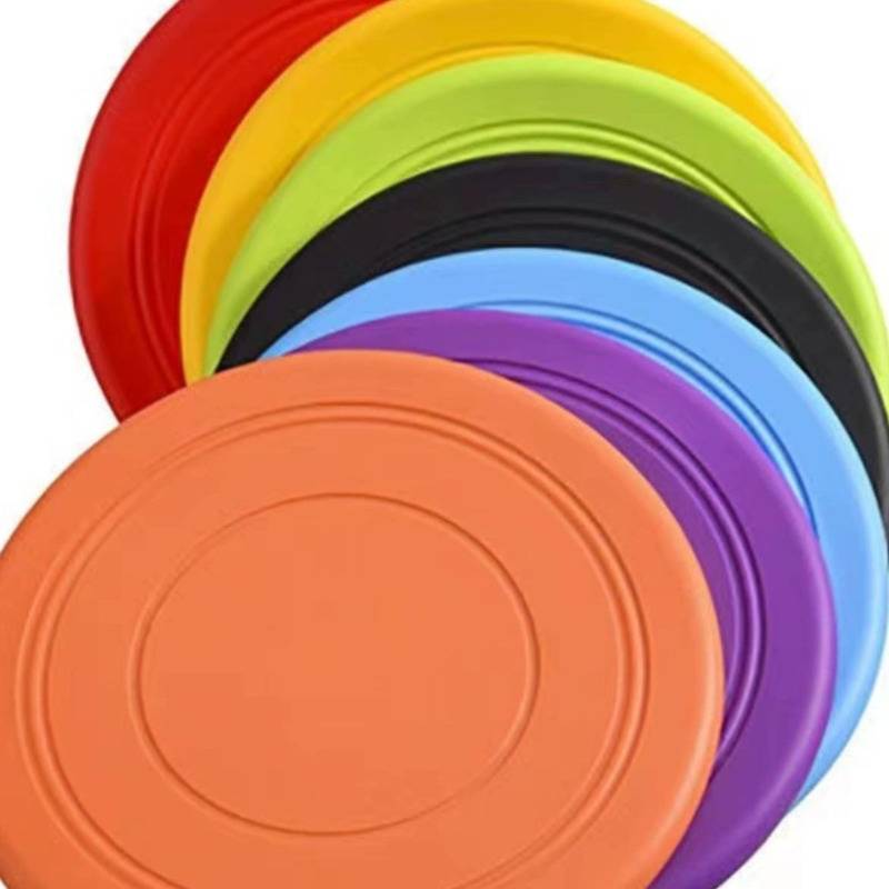 Pet flying tray toy flying disk dog silicone and biting pet interactive training flying tray can float water pet training toys