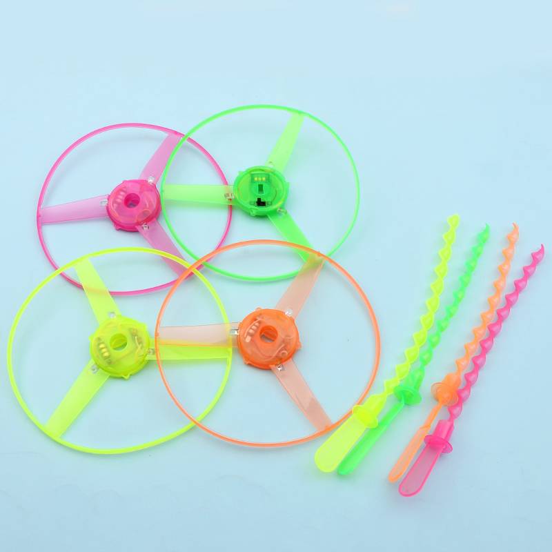 Stall -stall toy lighting hand push flying disk Flying plate flashing flying sky Fairy Bamboo Dragonfly Children's Plaza Night Market Set Stall