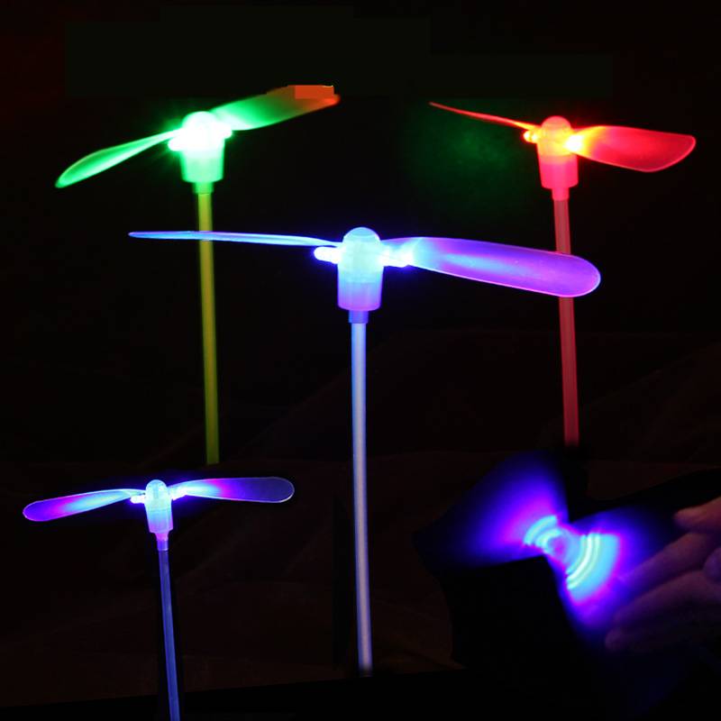 Ten dragonflies