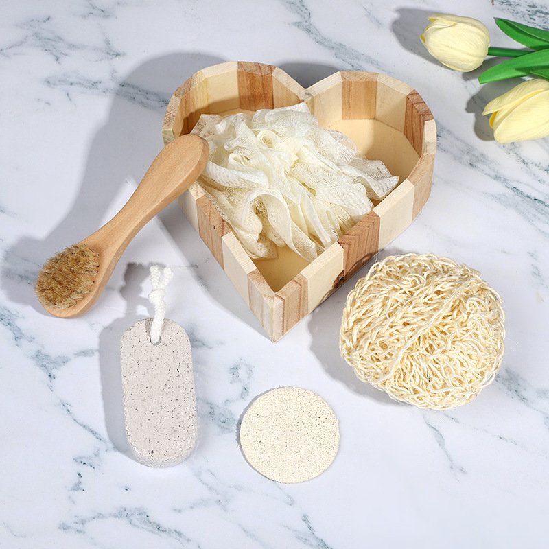 Customized Wooden Spa Massage Kit Body Gift Set Bath with Sisal Frisbee Loofah Slice Face Brush Oval Foot Stone Bath Flower