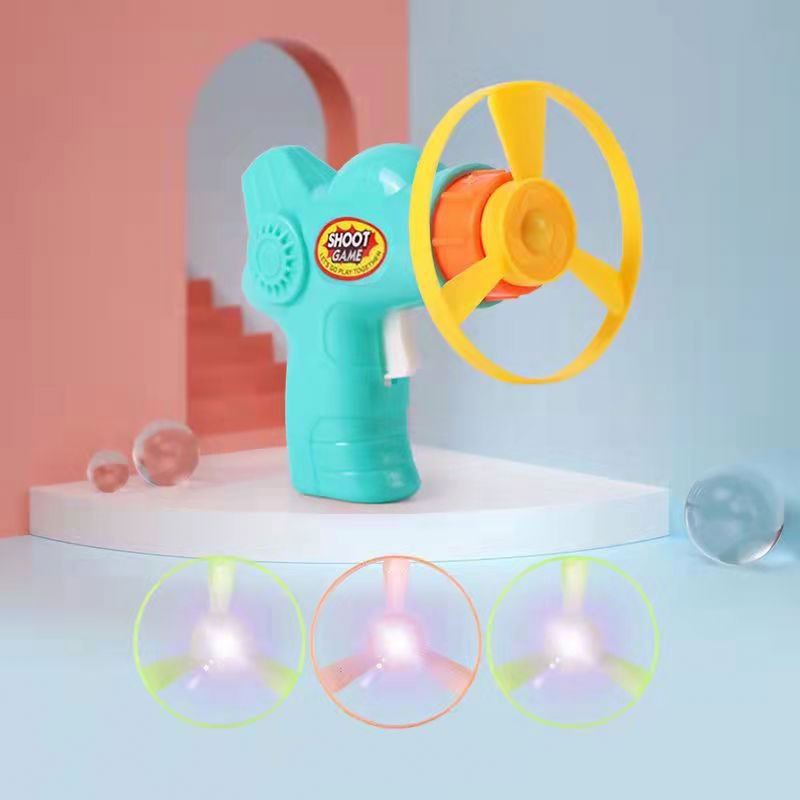 Cheap Toys Spinning Gun Flying Saucer Toy Guns For Kids Shooting Flashing Light Up Frisbeed Gun Toys