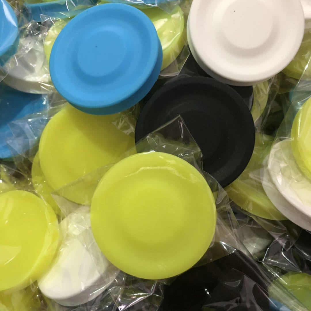 Fris creative bee mini silicone hand pushed flying disc outdoor sports toys stress relieving toys with custom logo