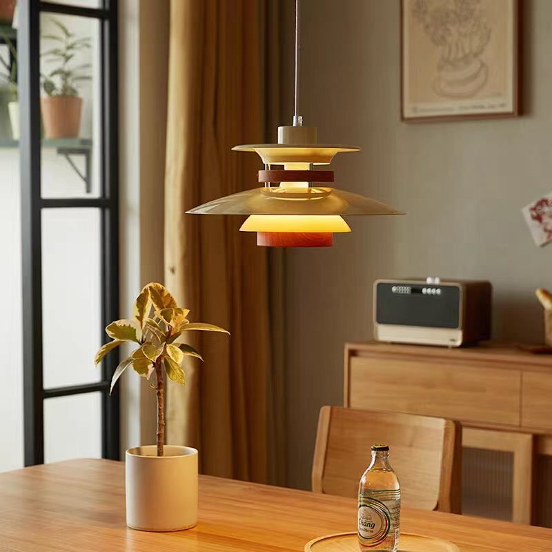 Nordic restaurant lights Japanese cream style bedroom bedside retro minimalist bar frisbee chandelier