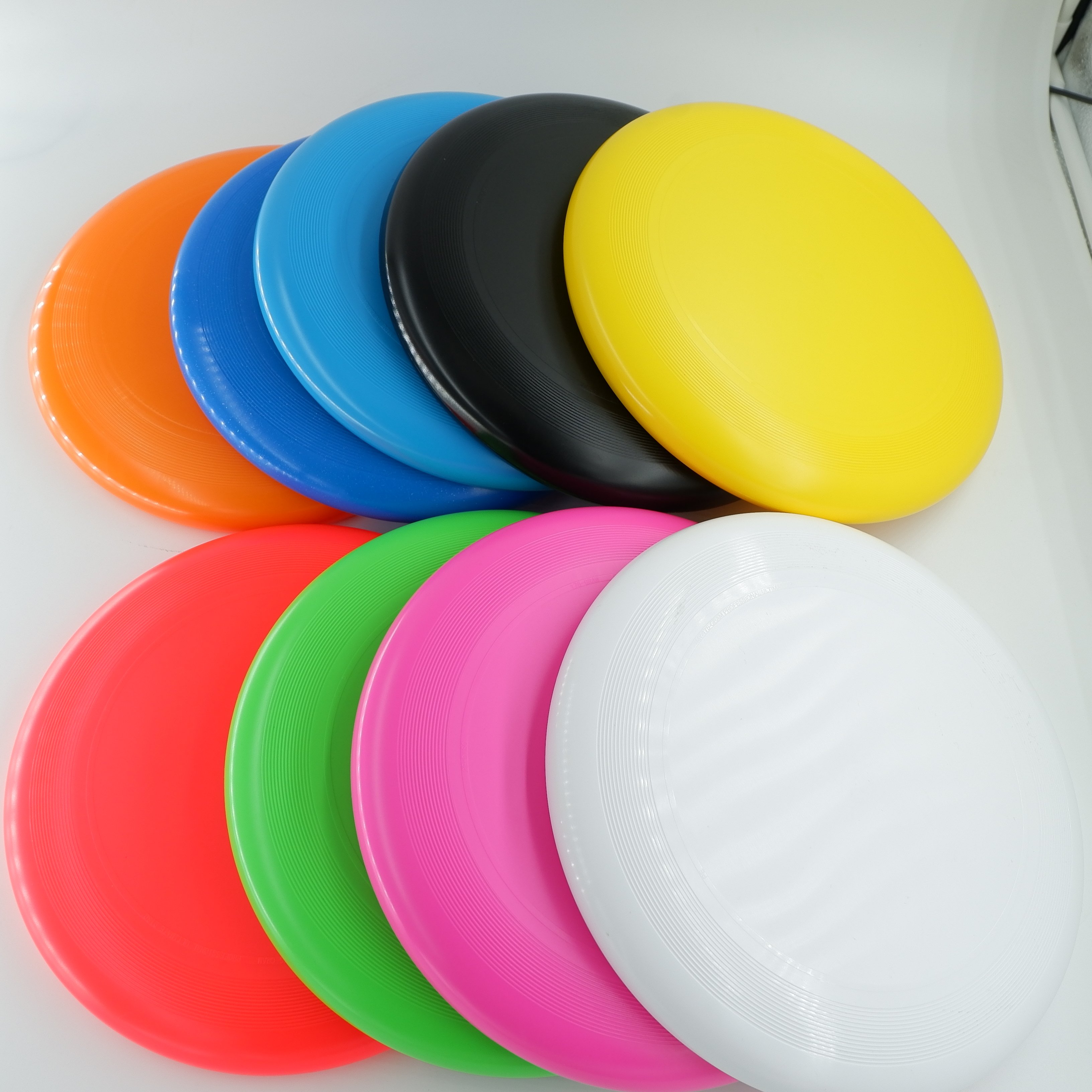 Professional 175g Ultimate Frisbeed Disc Multiple Colors Competition Class PE Flying Disc For Team Sports Custom Logo Acceptable