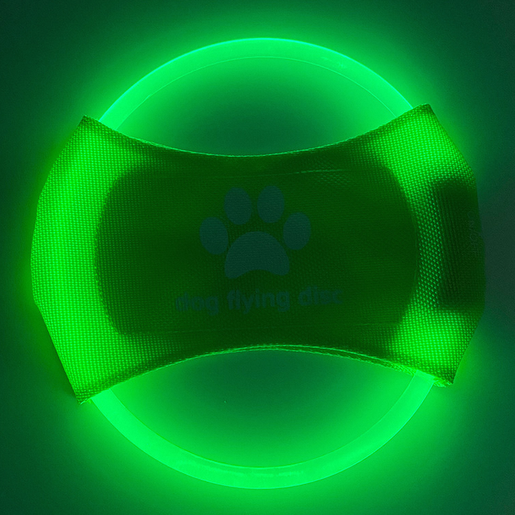 Pet Dog Flying Disc Interactive Dog Toys Flying Disc Ball Light Up Glow In Dark Frisbeed Flying Disc Fetch Toy