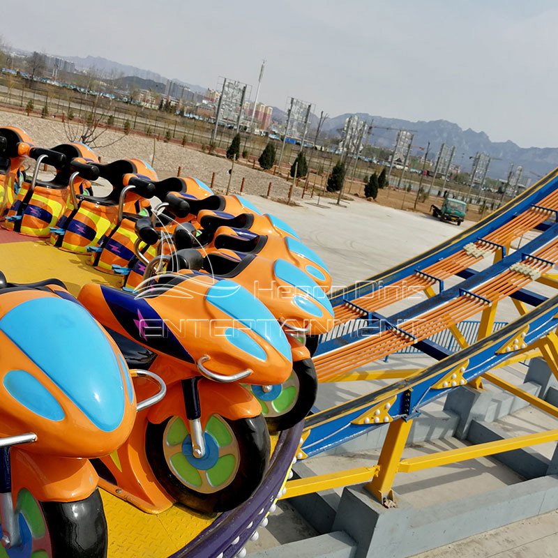 Theme park adults thrill rides flying UFO / flying turntable attractions