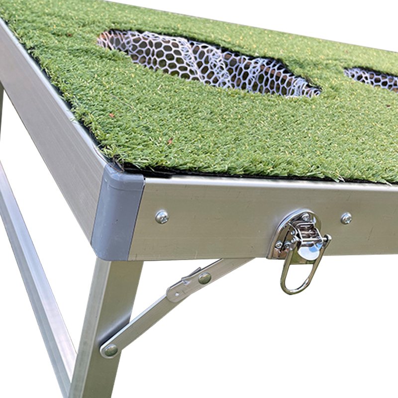 New Outdoor Lawn Folding Golf Toss Game Set Golf Cornhole