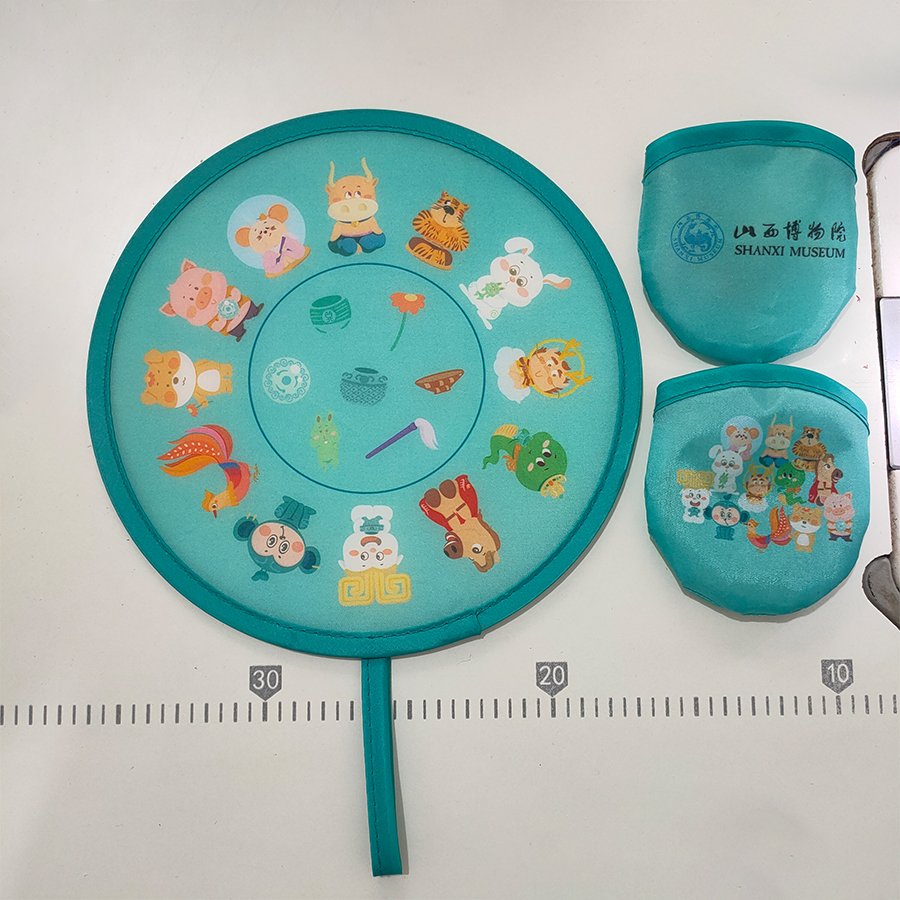 Custom Outdoor Kids Flying Frisbeed Sports Toy Foldable Flyer Folding Handheld Fan Nylon Round Disc