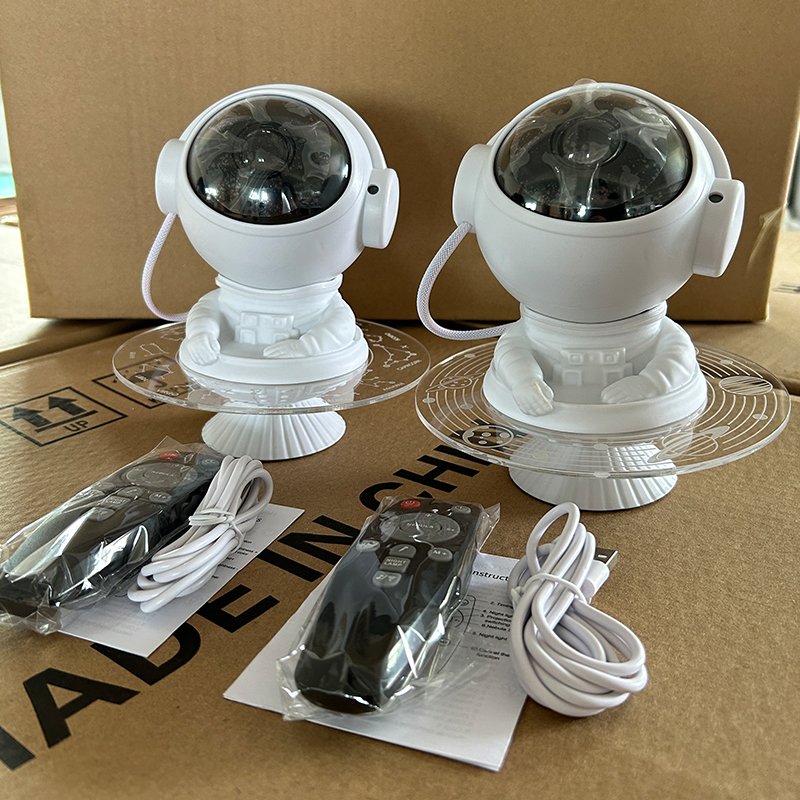 NEW products frisbee astronaut galaxy projector Pilot star night light acrylic led table Spaceman aviator sky projection Lamp