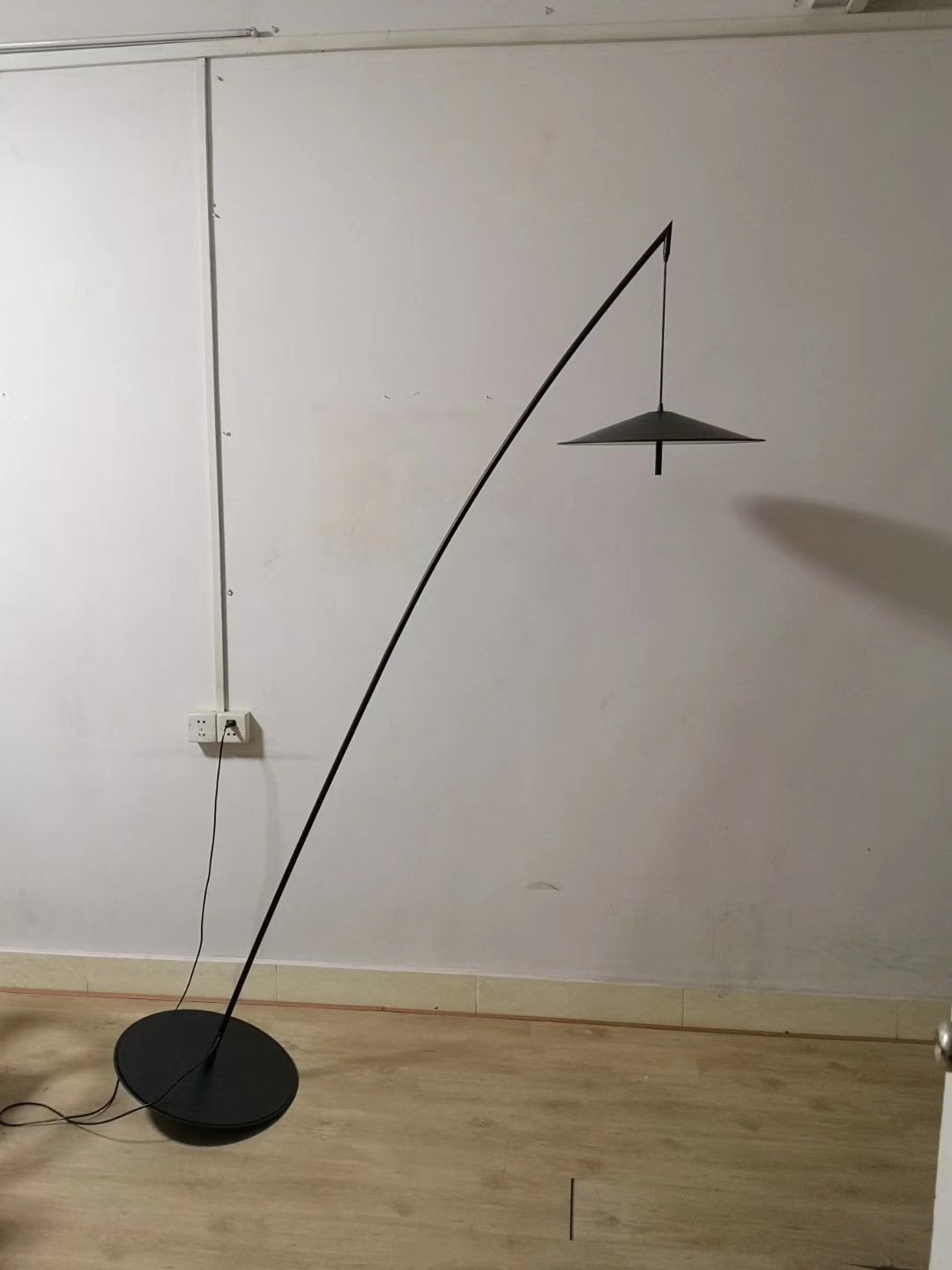 Ins Wind Led Personality Nordic Decoration Frisbee Fishing Rod Floor Lamp Foot Button Switch Floor Light Iron Tall Pole Lamp