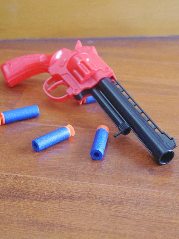 Children's toy gun soft shotgun can launch soft bullets small gun character performance gun set to shoot gun shooting toys