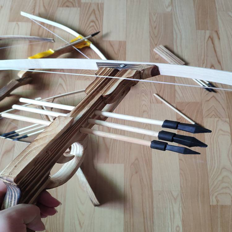 Safe bamboo wood model bow boy outdoor parent -child puzzle shooting traditional nostalgic gift toy sports competition