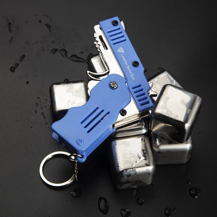 Yingtu folding skin tendon gun children's toy metal six -linked rubber band pistol keychain boy soft shotgun
