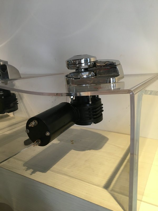 12V 900W Heavy Duty Highspeed Marine Boat Anchor Winch Windlass Suitable for Boats From 20ft to 35ft C912